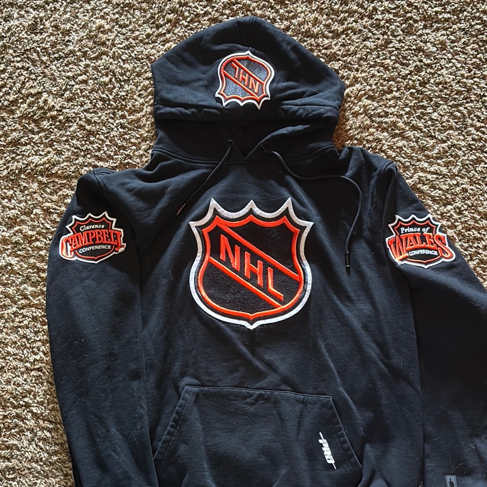 Pro standard vintage hockey hoodie NHL Patched